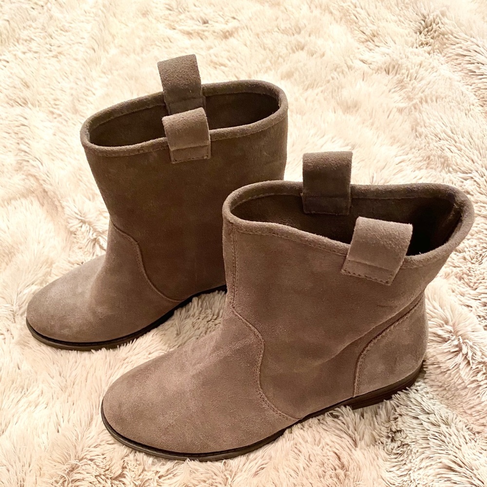 Sole Society ankle booties